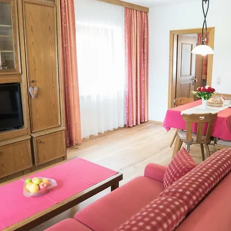 Haus Moessmer Apartament